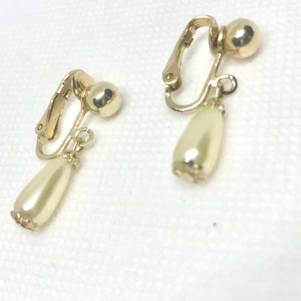 Sarah Coventry earrings